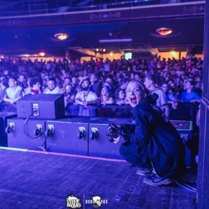 Meet your Posher, Ava